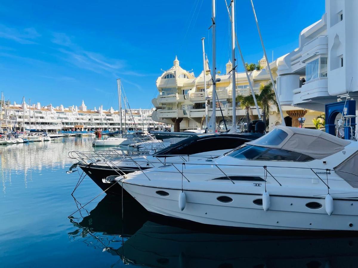 G&G Isla Marina Puerto Lägenhet Benalmádena Exteriör bild