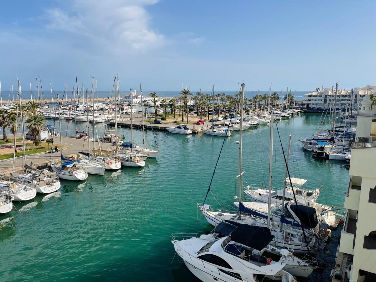G&G Isla Marina Puerto Lägenhet Benalmádena Exteriör bild