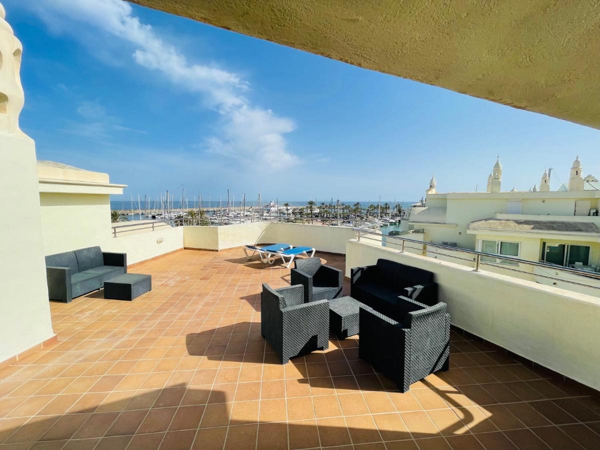 G&G Isla Marina Puerto Lägenhet Benalmádena Exteriör bild